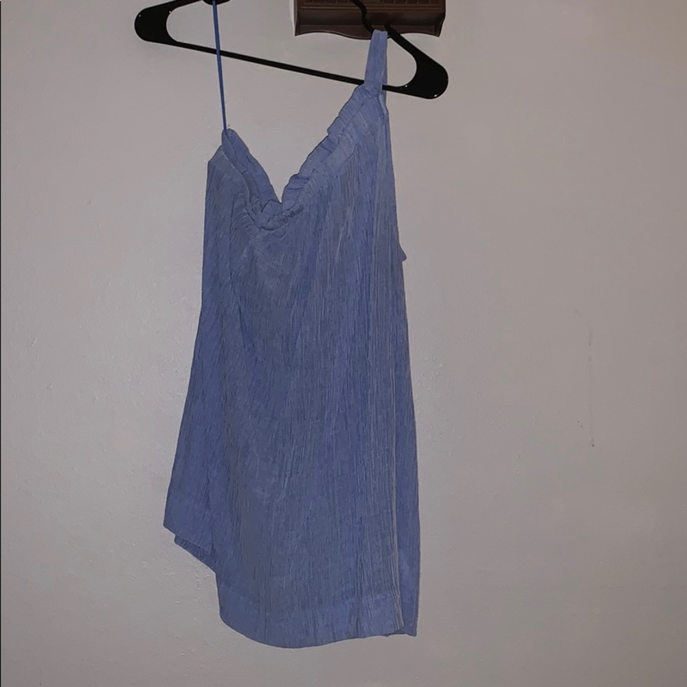One strapped baby blue flowy maternity top